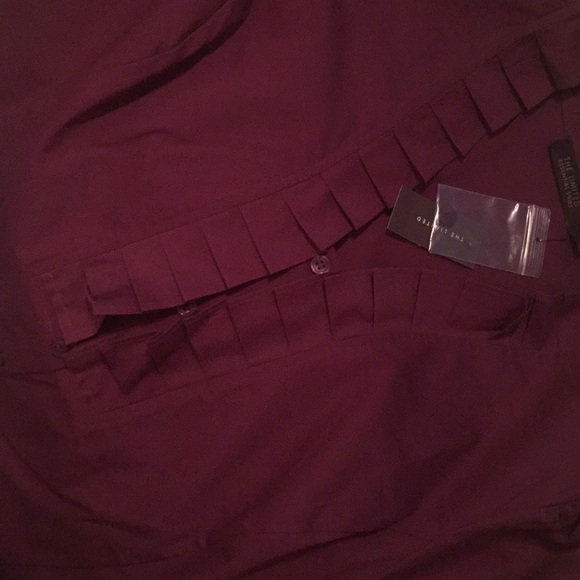 🆕The Limited plum blouse with tag! - Picture 2 of 2